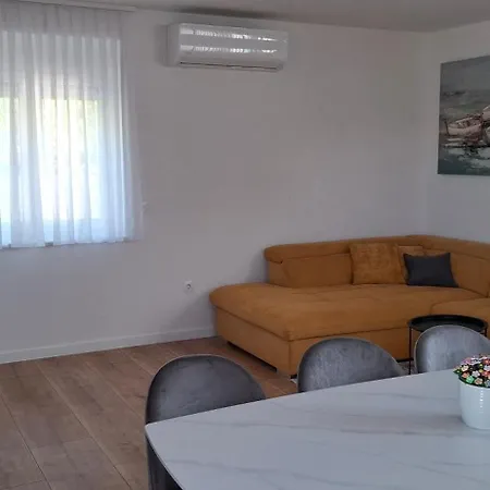 Vila Mb House Galovac (Zadar)